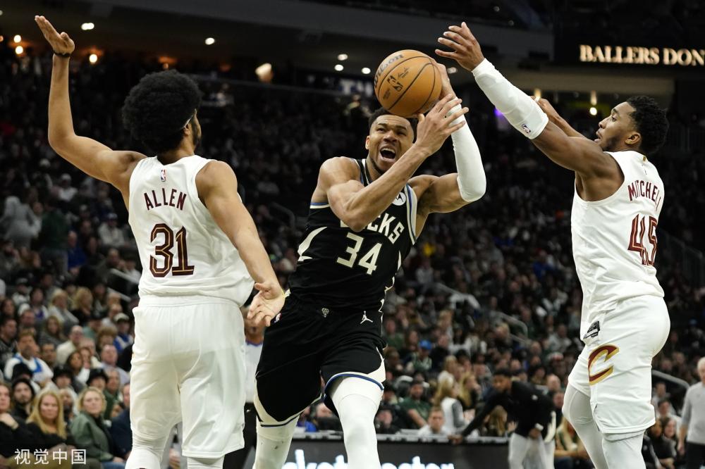 坚定地维护 坚定地维护