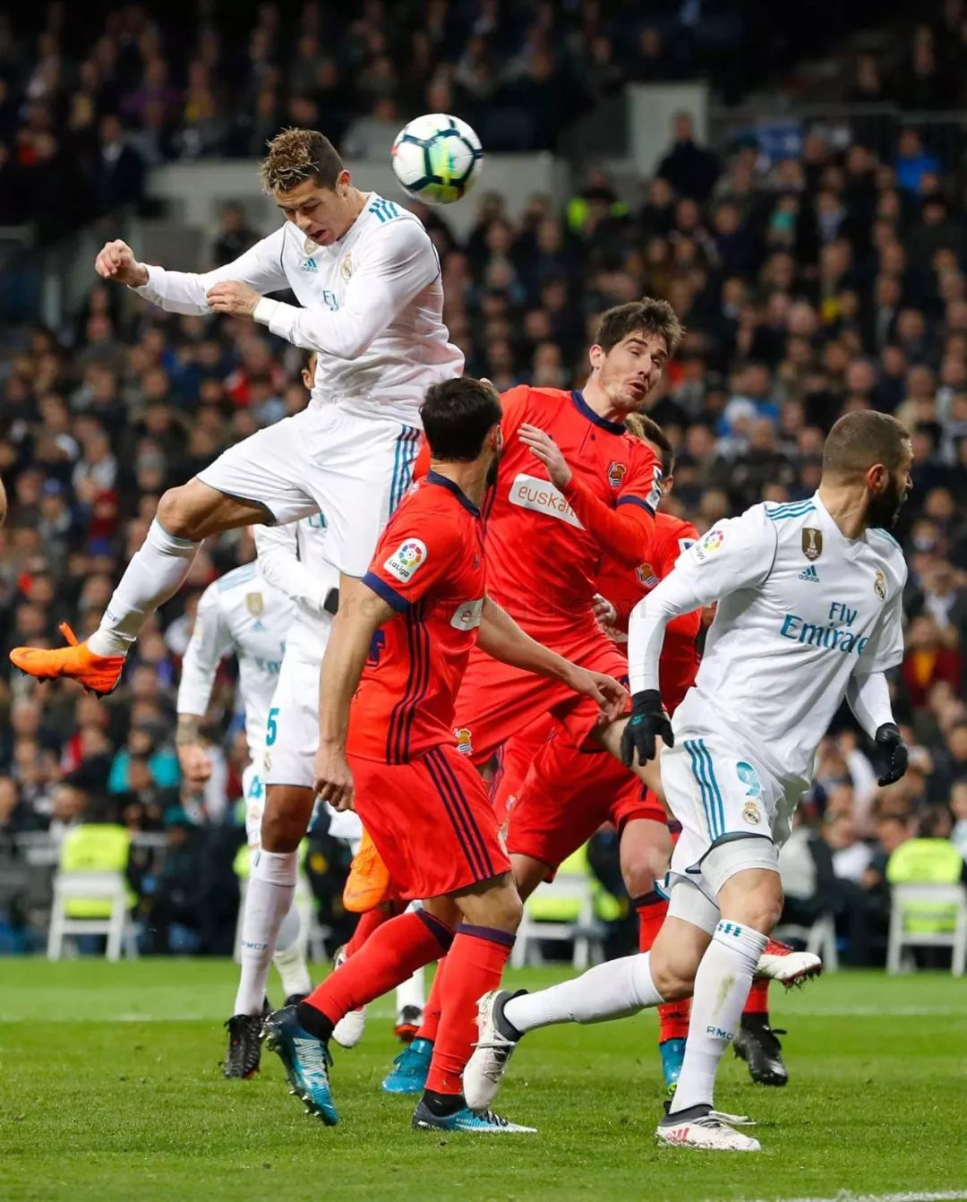 秀中被野马 秀中被野马