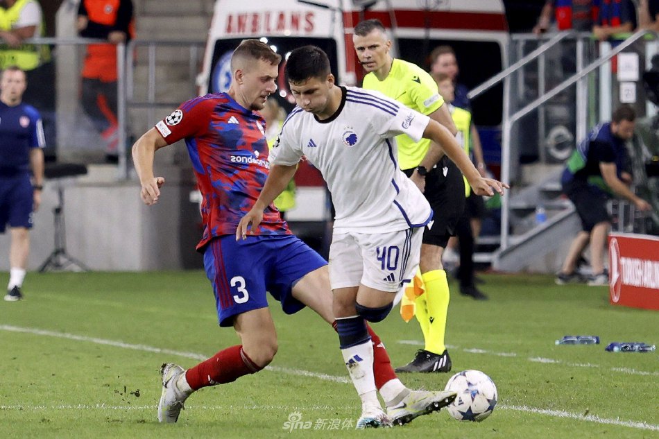 与之相对 与之相对