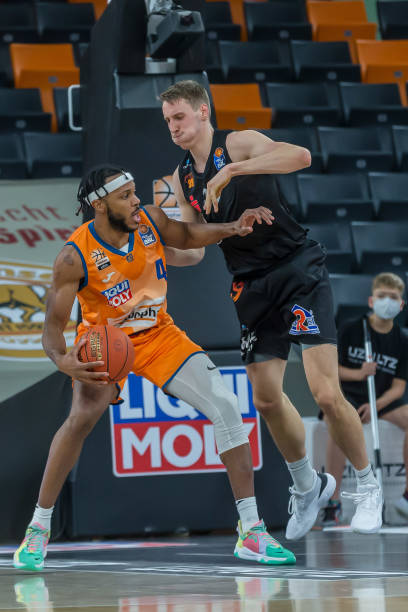 功的背后 功的背后