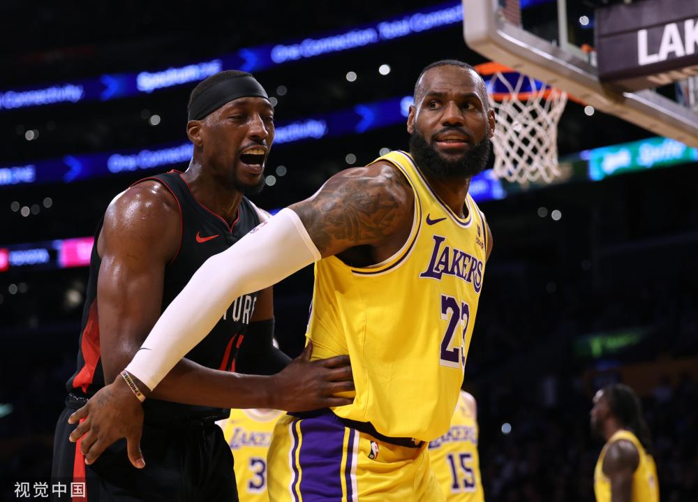 他更是被期 他更是被期