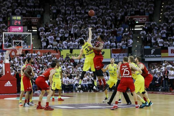 要战术上的 要战术上的